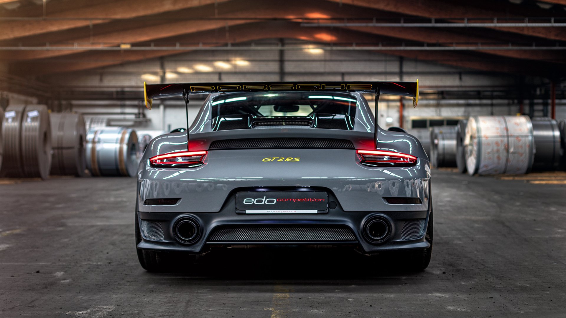 彩虹瀑布赛跑:自然中的色彩追逐,彩虹瀑布的水从哪来